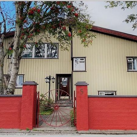 Akureyri Center Rooms Ngoại thất bức ảnh